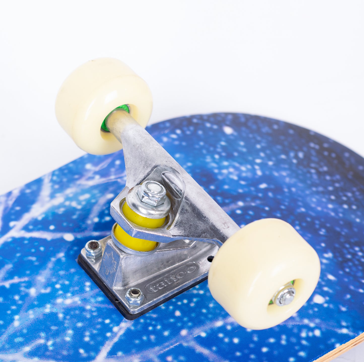 سكيت بورد - عجل هارد سادة - كاوتش غير مضيء - مقاس 31 انش - Kanteen - كانتين